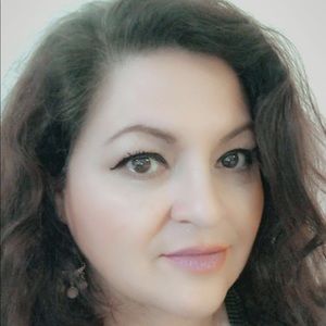 Meet your Posher, Gina